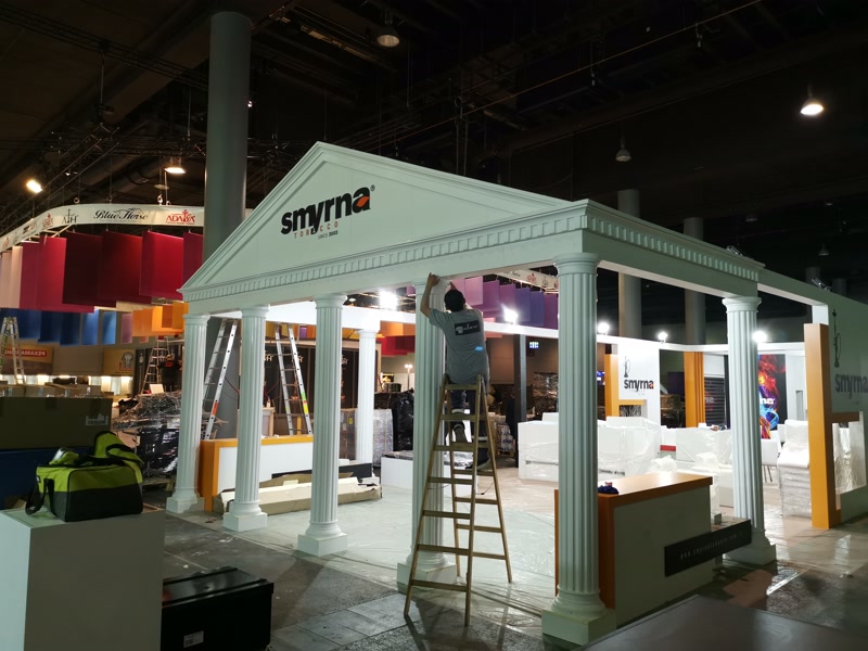 Classical Exhibition Stand with Fluted Columns