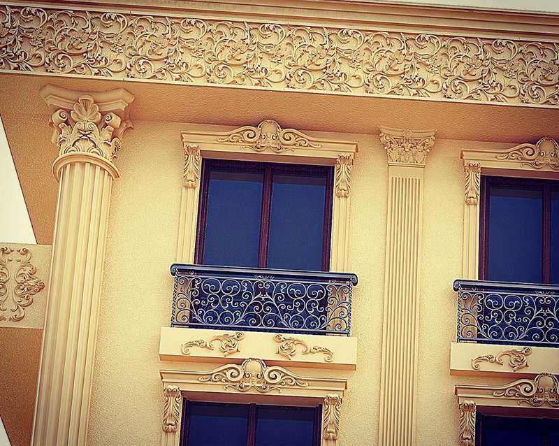 Classical Villa Facade Elevation with Roof Frieze