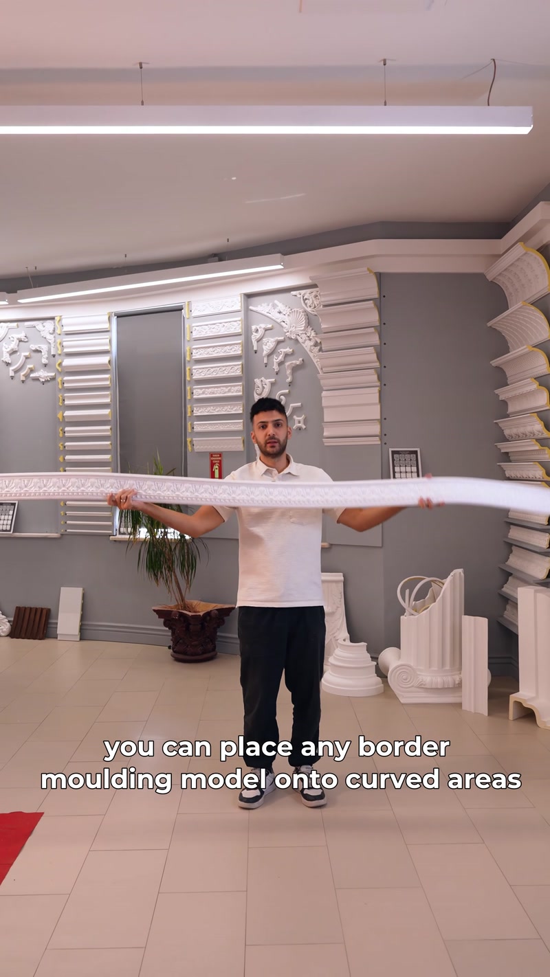 One Border Moulding, Two Forms: Flexible and Rigid for Curved Walls